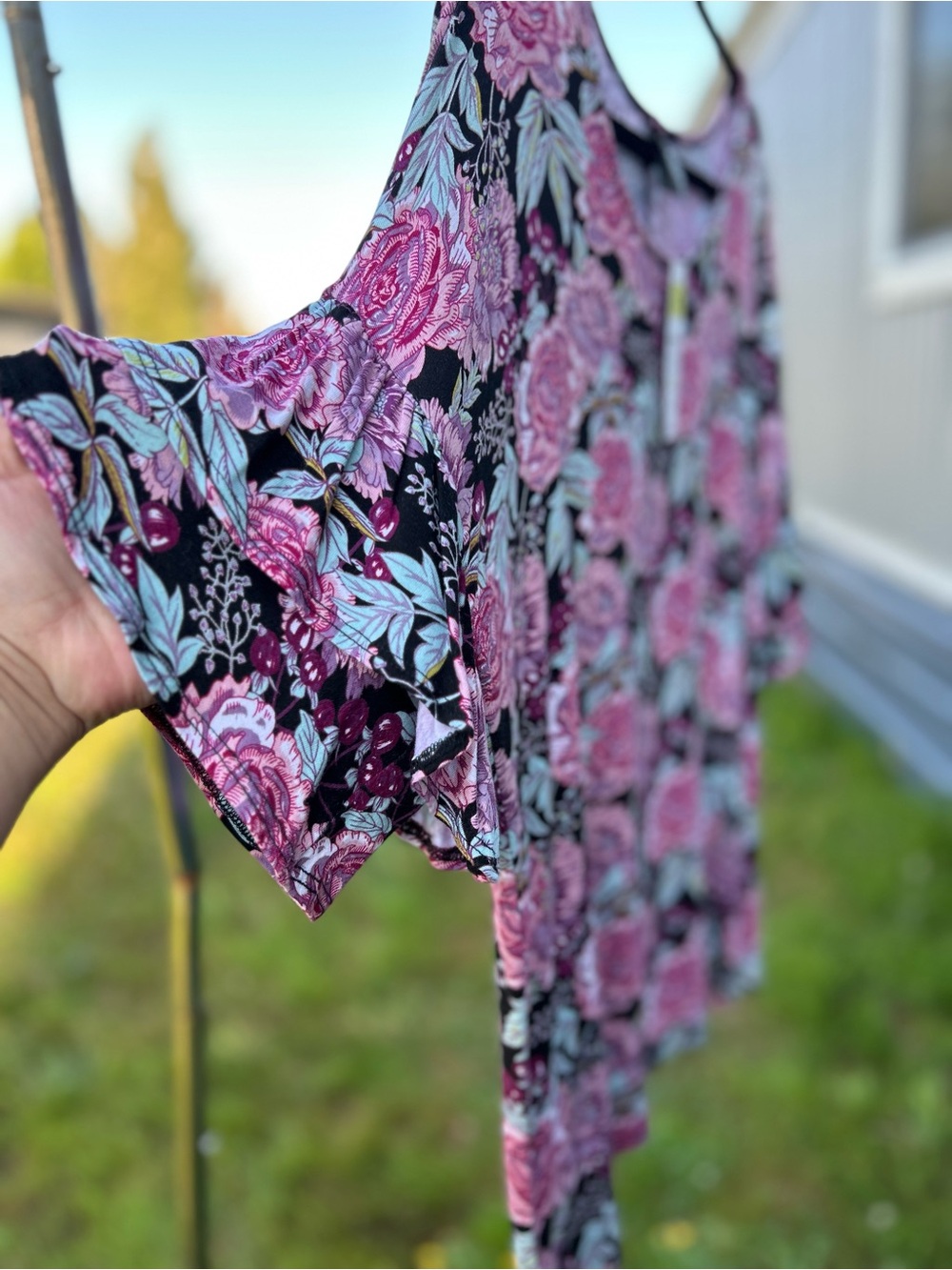 Agnes & Dora Black Top with Pink Floral Print 2X/3X